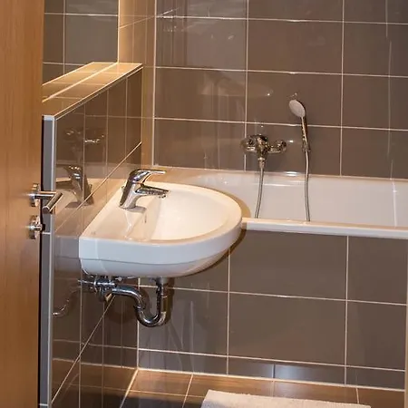 Apartman Lovena Apartment *