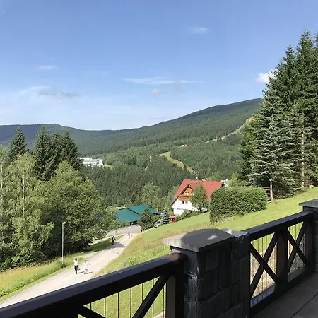 Apartment Apartman Lovena Spindleruv Mlyn